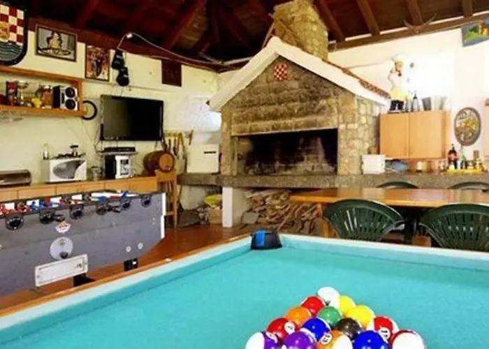 In With Sea View, Terrace, Air Conditioning, Wi-fi