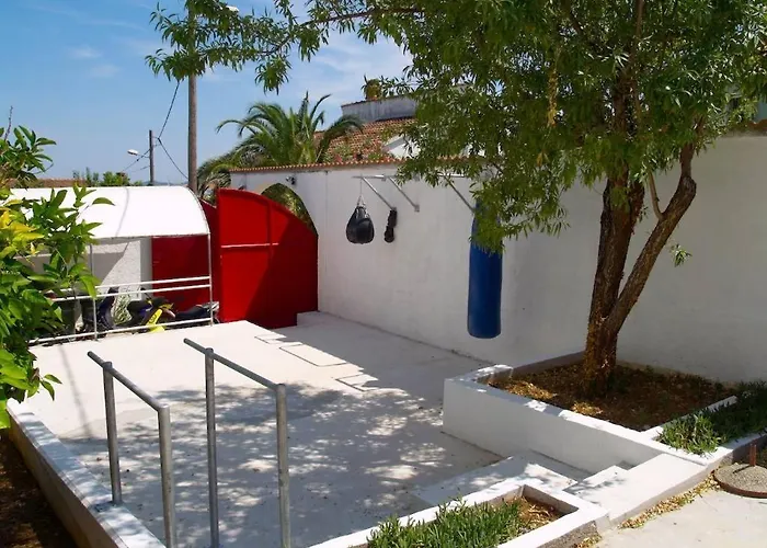 In With Sea View, Terrace, Air Conditioning, Wi-fi