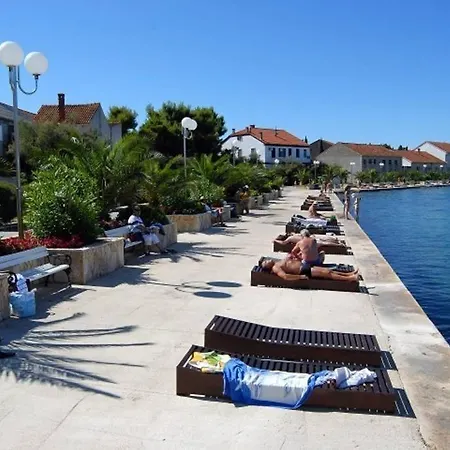 Апартаменты In With Sea View, Terrace, Air Conditioning, Wi-fi