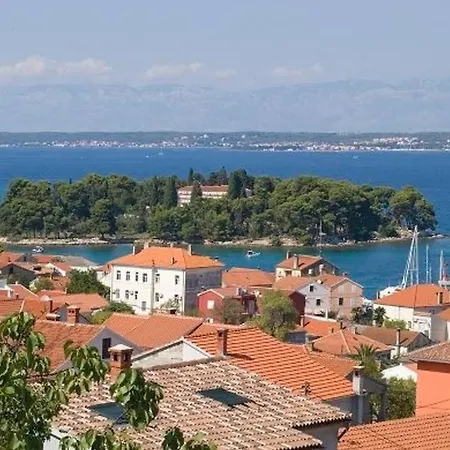In With Sea View, Terrace, Air Conditioning, Wi-fi Преко