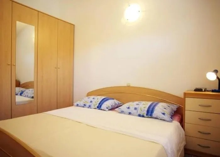 Apartment In With Sea View, Terrace, Air Conditioning, Wi-fi Preko
